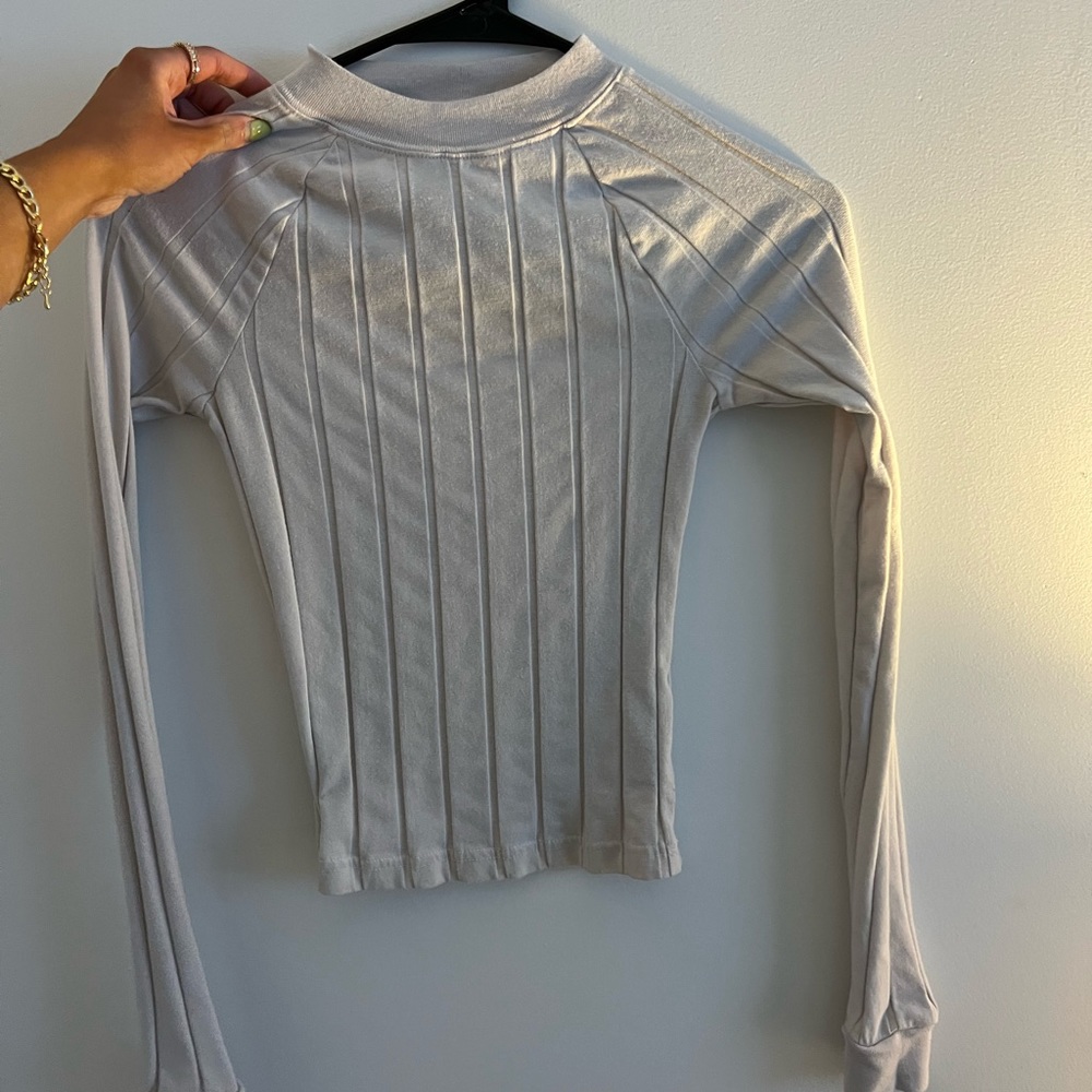 URBAN OUTFITTERS TOP